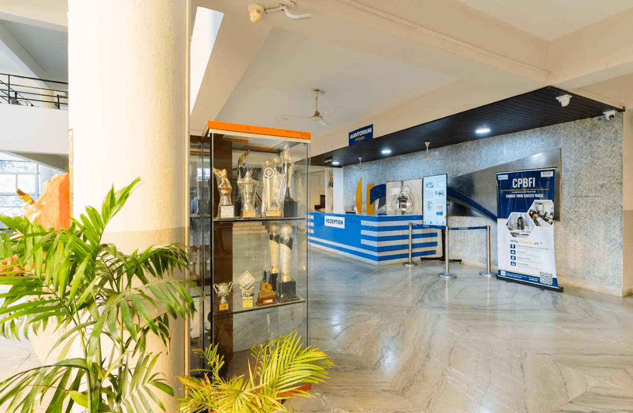 Finance, Marketing, HR, and Analytics Clubs